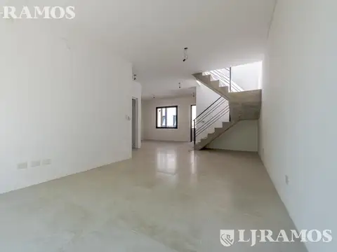 Departamento en Venta en Manuel Alberti, USD 209.000