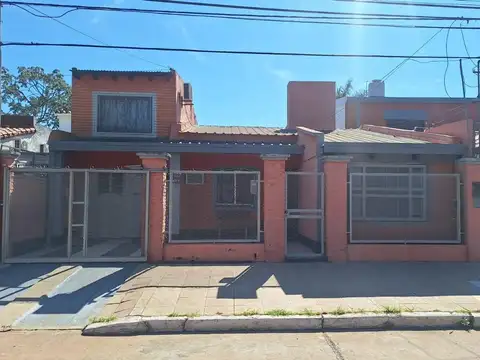 Casa + Departamento en Venta! B° La Liguria