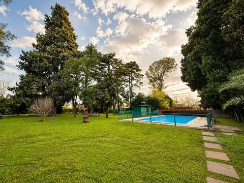 Quinta en Venta en Monte Grande, USD 142.000