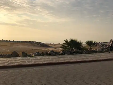 Terreno en Venta en Miramar, USD 80.000