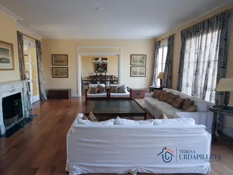 Casa en Venta y en alquiler Anual en Golf Club Argentino -con vista al golf-