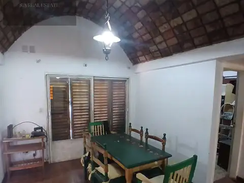 Casa en Venta con 5 cocheras