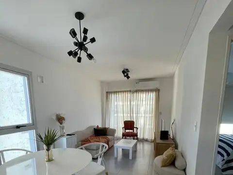 Saenz 353 , Piso 8