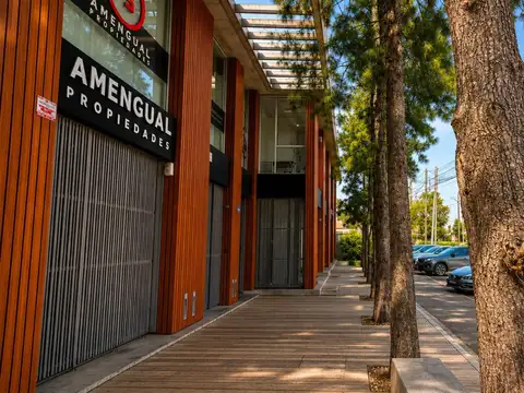 AV. 31 ESQ. 506 - OFICINA VENTA / ALQUILER - 70 Mt2 - PASEO DON CARLOS   -  LA PLATA