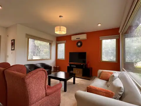 Casa en Alquiler en La Herradura - Barrio Privado, USD 17.000