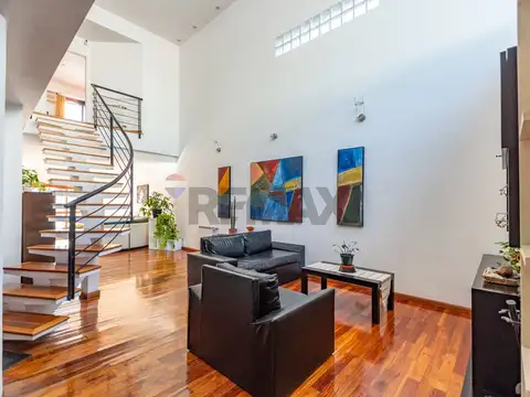 Casa 5 ambientes con 3 baños