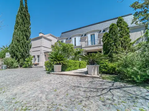 Casa en Alquiler de 6 dormitorios