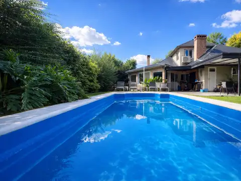 Casa en Venta al Este