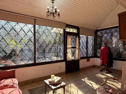 Venta · Casa · 3 dormitorios · Una planta · Jardin · Pileta · Don Torcuato