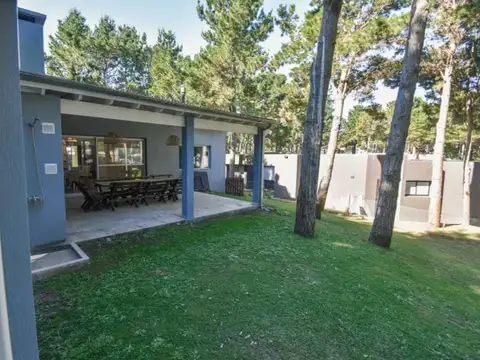 Venta de Casa Barrio Costas Esmeralda Residencial 1