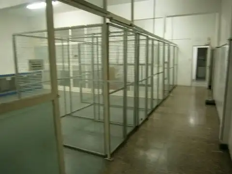 Excepcional lote de 465,35 m2, 2 lotes unificados, 2 c/ Av.M