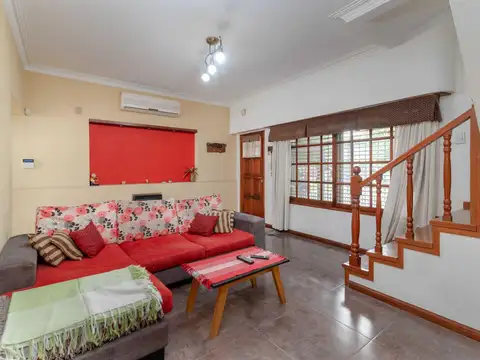Casa en Venta en Temperley, USD 185.000