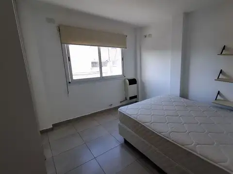 Depto. de 2 amb. con cochera en alquiler | Berazategui