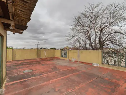 Balbastro 1500, Piso 0