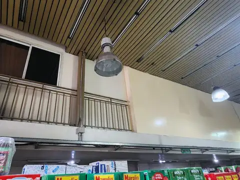 Local en Venta 35 años