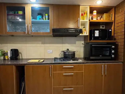 Casa 5 ambientes con 4 baños