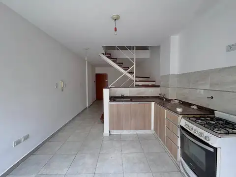 Domingo F. Sarmiento 900