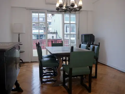 Amplio 3 Ambientes más dependencia en Alquiler / Balvanera