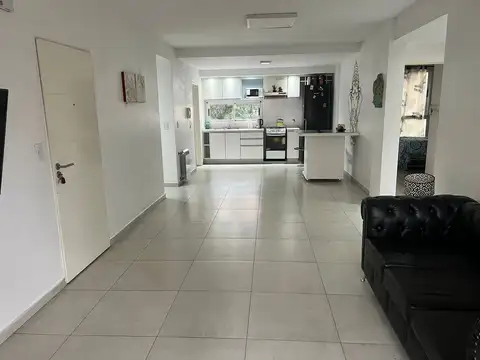 Departamento 3 ambientes con 2 baños
