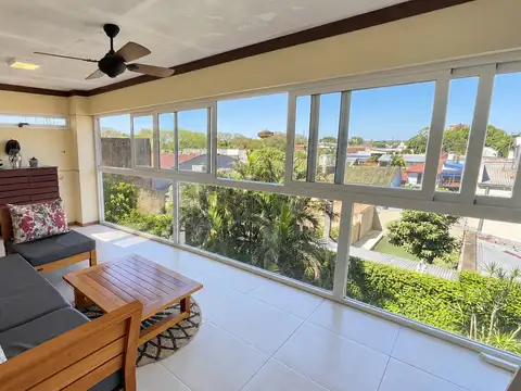 TRIPLEX EN VENTA DE 2 DORMITORIOS EN BARRIO ALTA GRACIA (CF1407)