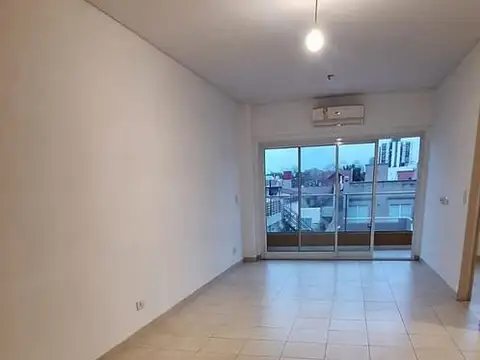 Emilio Lamarca 1900, Departamento 2 ambientes en alquiler