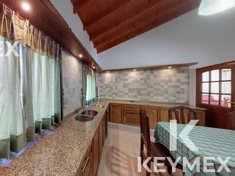 Casa 4 ambientes con 3 baños