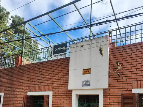 Casa en Alberdi Warnes 1800