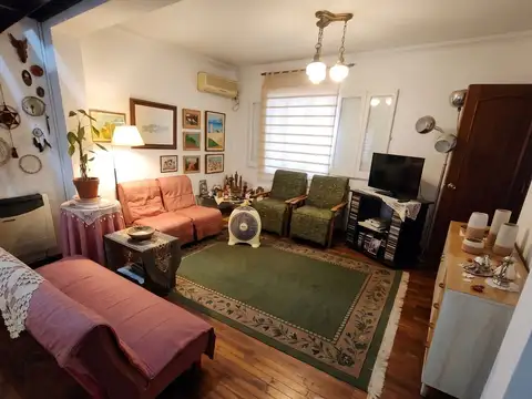 Departamento 5 ambientes con 2 baños