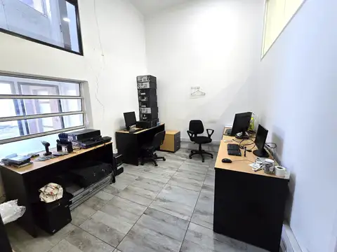 Oficina comercial apta vivienda Pasaje de la Piedad