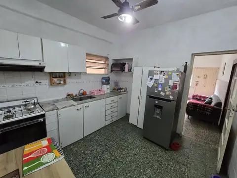 Casa 3 ambientes con 1 baño