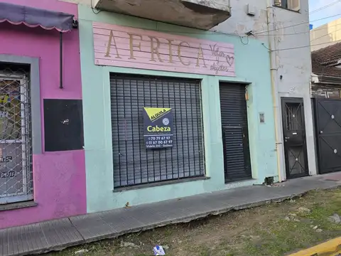 Local en Ezpeleta Este