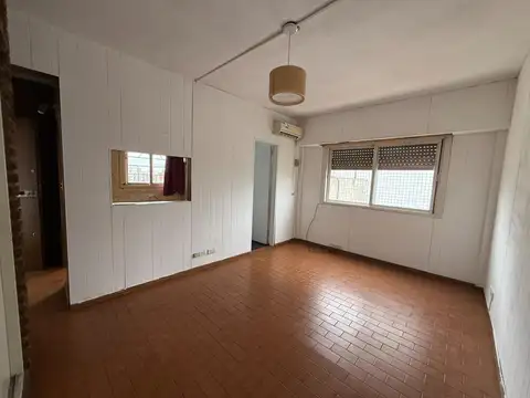 ALQUILER MONOAMBIENTE CON TERRAZA EN MONTE CASTRO