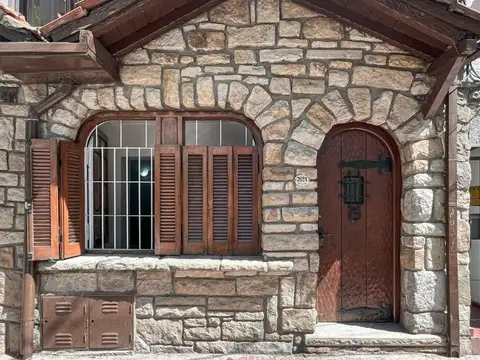 Chalet a NUEVO en MDQ Frente al Shopping Aldrey - 3 amb