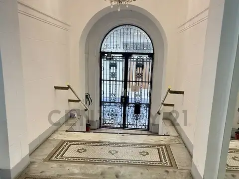 Departamento en Venta de 8 ambientes
