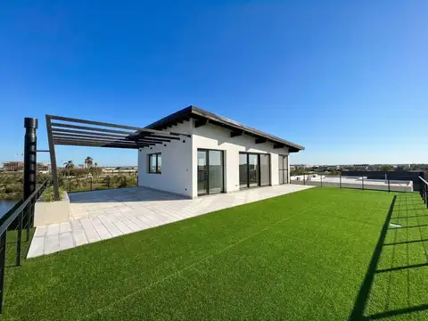 Casa en Venta en Puertos - Acacias, USD 880.000