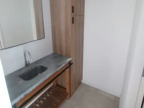Alquiler oficina zona Shopping Aldrey