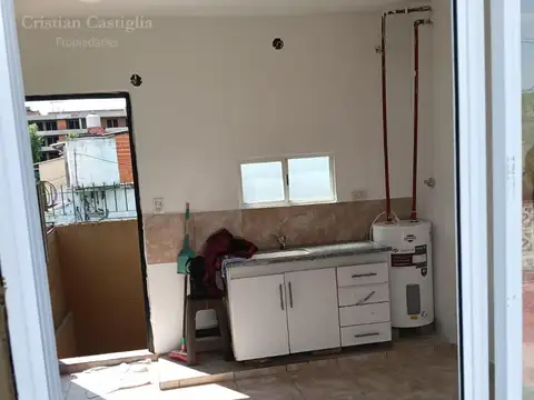 Depto Tipo Casa 3 ambientes con 1 baño