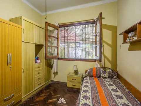 Casa 4 ambientes con 1 baño
