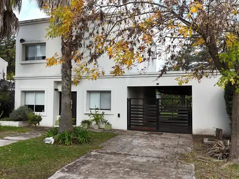 Jardines de Escobar al 100