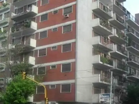 VENTA DEPTO 3 AMBIENTES  AL FRENTE MUY LUMINOSO CON RENTA (ALQUILADO)