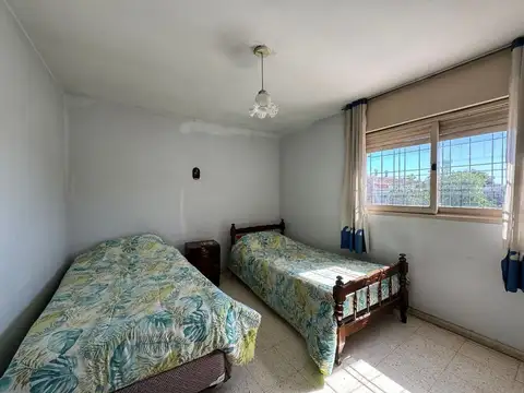 Casa 3 ambientes con 2 baños
