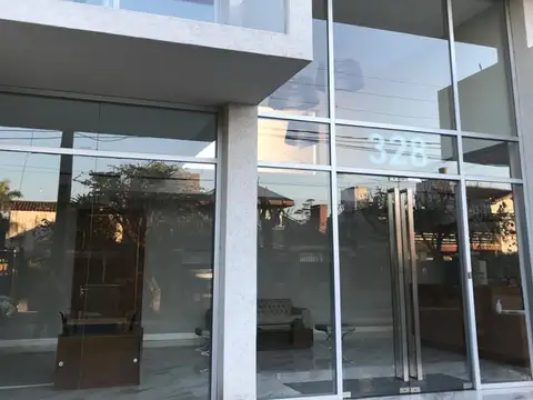 VENTA Departamento 3 Ambientes con Cochera en Edificio Durban Olazábal