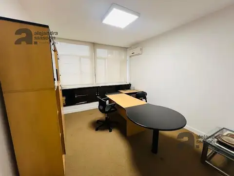 Oficina 3 ambientes con 2 baños