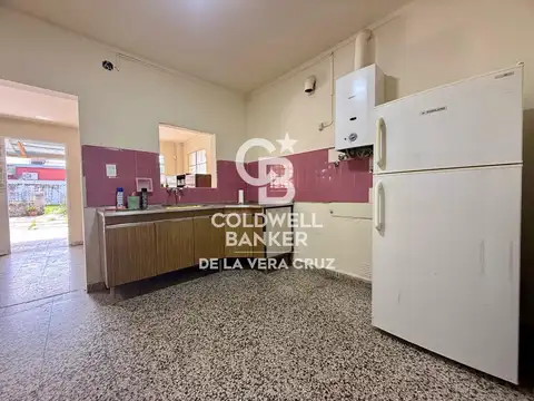 Casa 3 ambientes con 1 baño