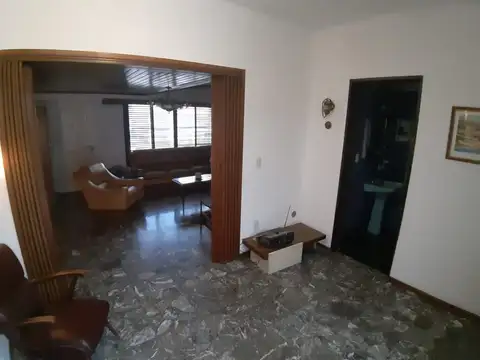 Casa en Alquiler al Sureste