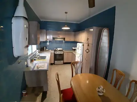 Casa 2 ambientes con 1 baño