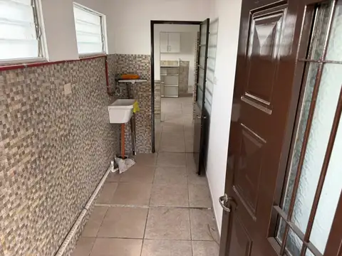 Depto Tipo Casa 2 ambientes con 1 baño