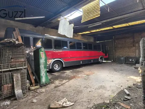 TERRENO A LA VENTA DE 818 m² SOBRE AVENIDA EN JOSE LEON SUAREZ