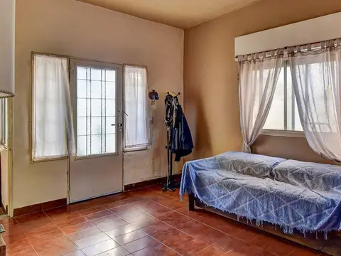 Depto Tipo Casa en Venta en Munro, USD 141.000