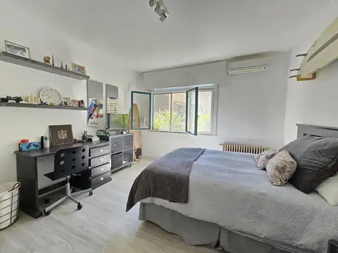 Casa en Alquiler Temporal con 2 cocheras